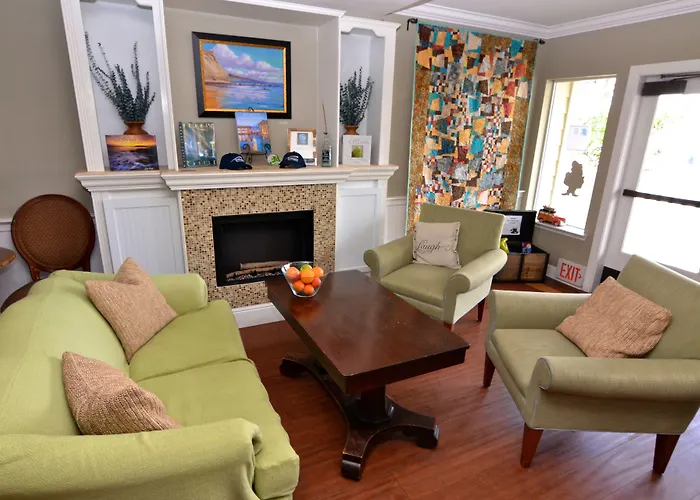 On The Beach Bed And Breakfast Cayucos